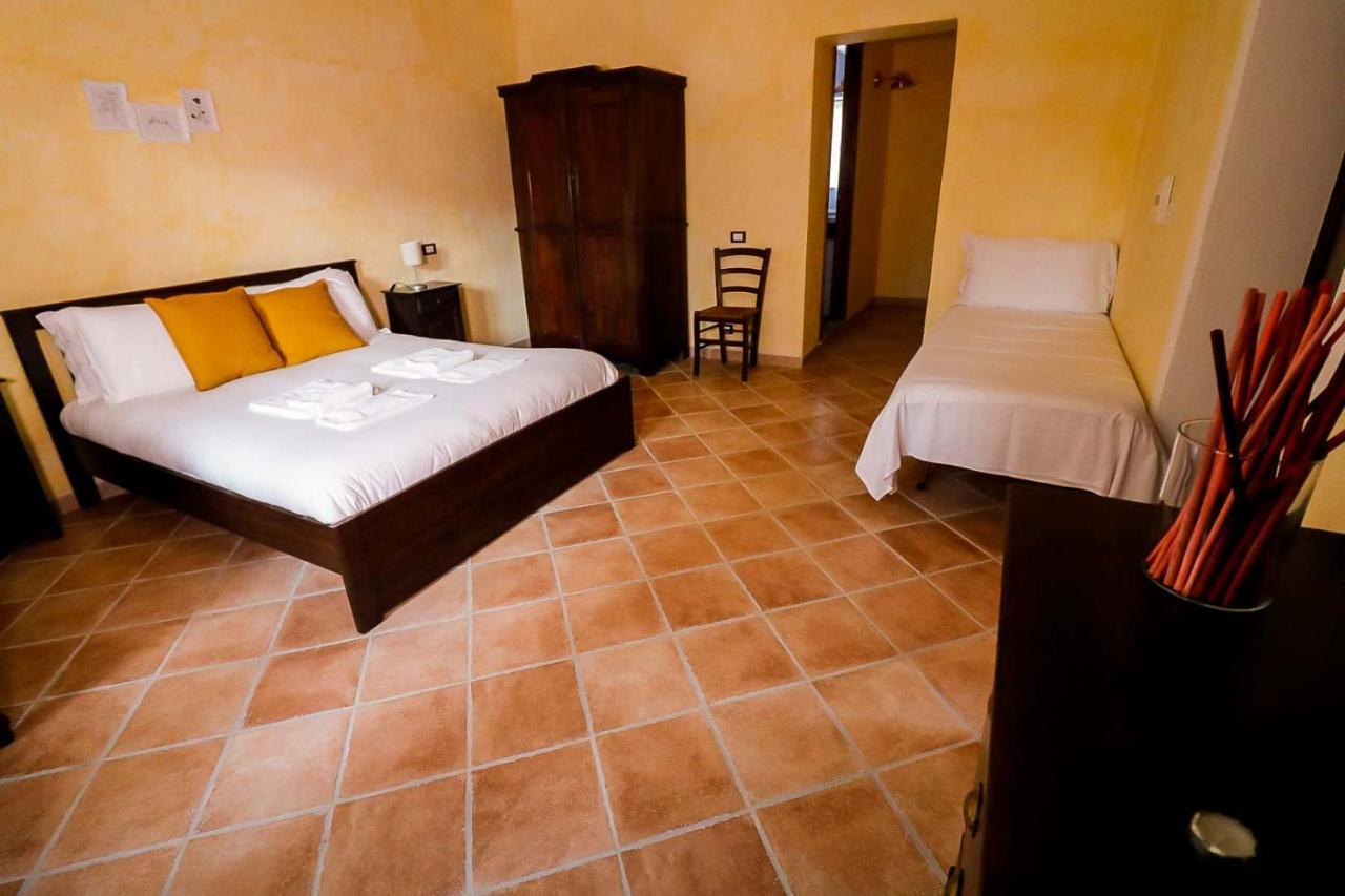Agriturismo La Melazza Рим Екстериор снимка